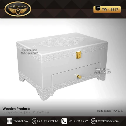 جعبه ساعت 18 خونه کشودار بالشتک معمولی رنگ سفید مدل : TW-2217